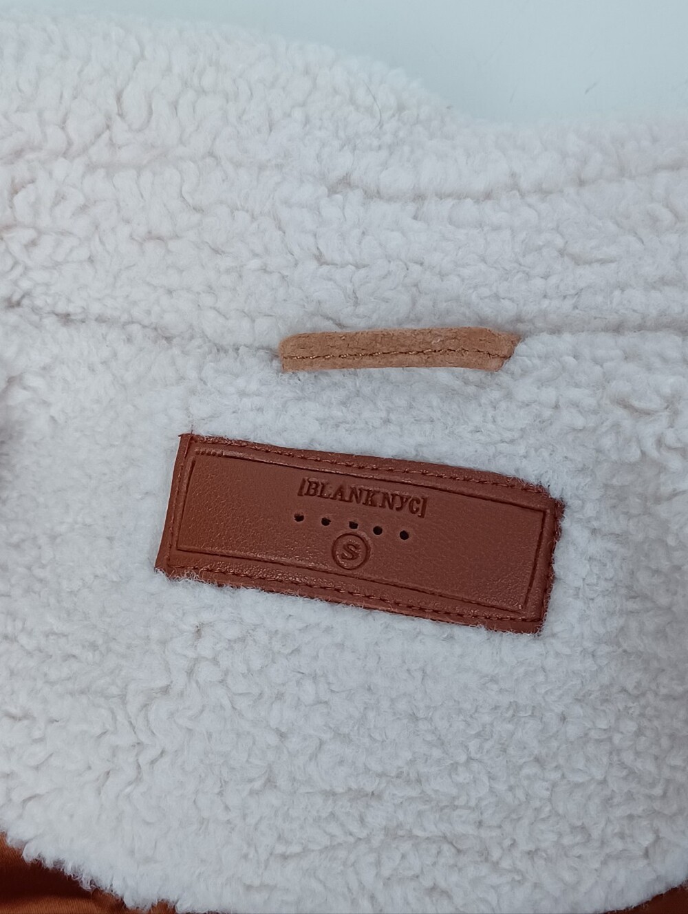 BLANKNYC Caramel Sauce Suede Jacket Size S Faux Shearling Collar Full Zip Pocket - Picture 4 of 15